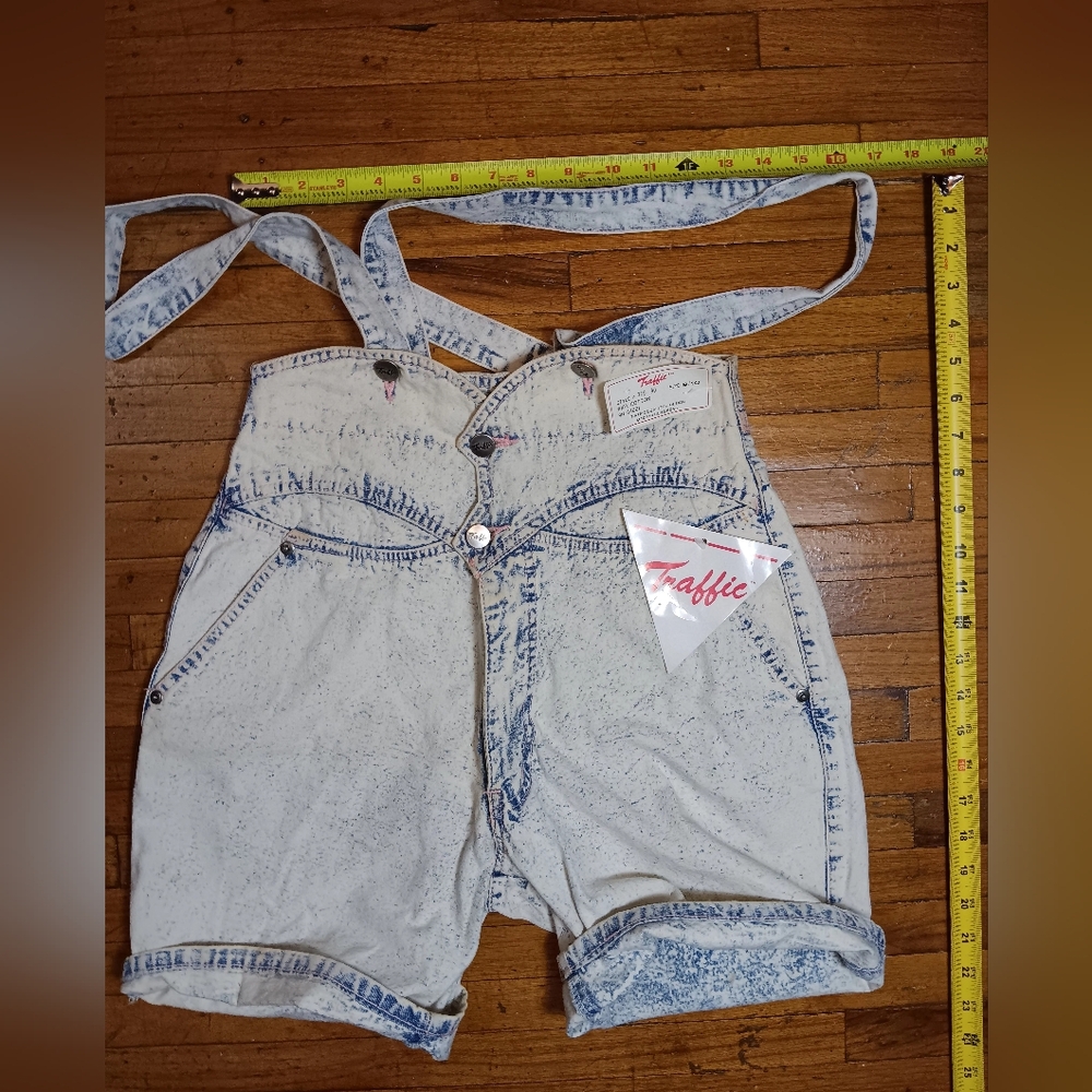 Traffic vintage jumper